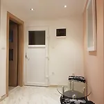 Nena Apartman *