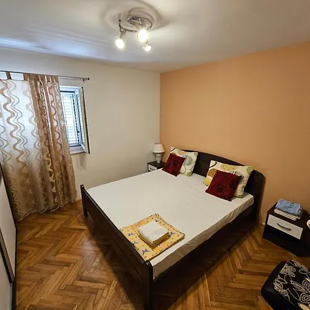 Nena Апартаменты *